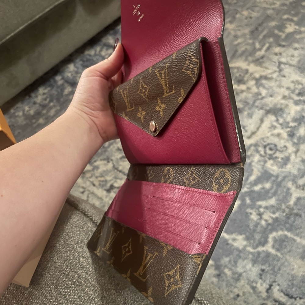 100% authentic Louis Vuitton wallet full inclusion - Picture 8 of 10